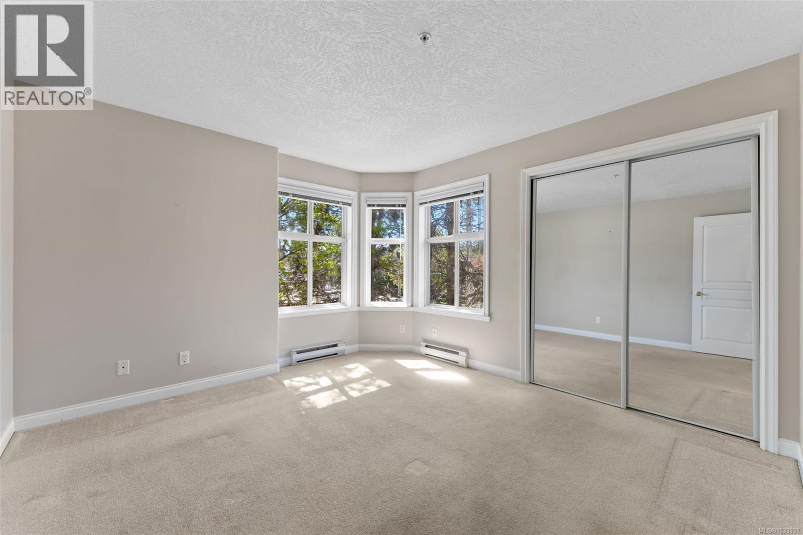 204 1580 Christmas Ave, Saanich, British Columbia  V8P 2X2 - Photo 11 - 1033931