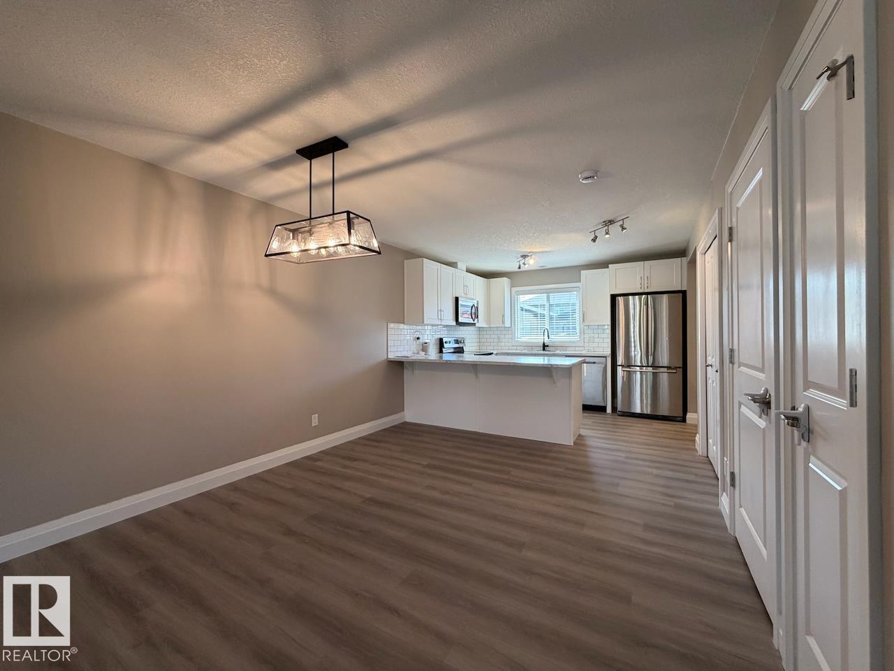 2616 Price Cm SW, Edmonton, Alberta  T6W 3P9 - Photo 5 - E4501620