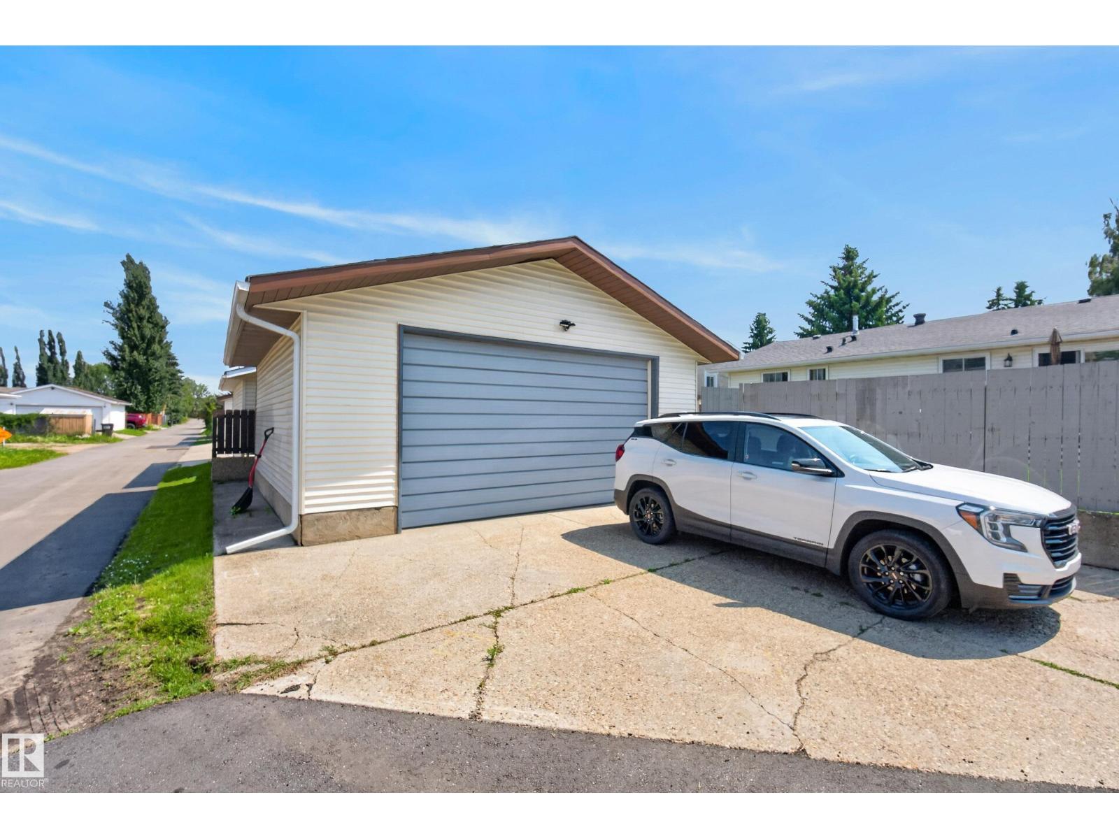 3612 18 Av NW, Edmonton, Alberta  T6L 3C2 - Photo 12 - E4501612