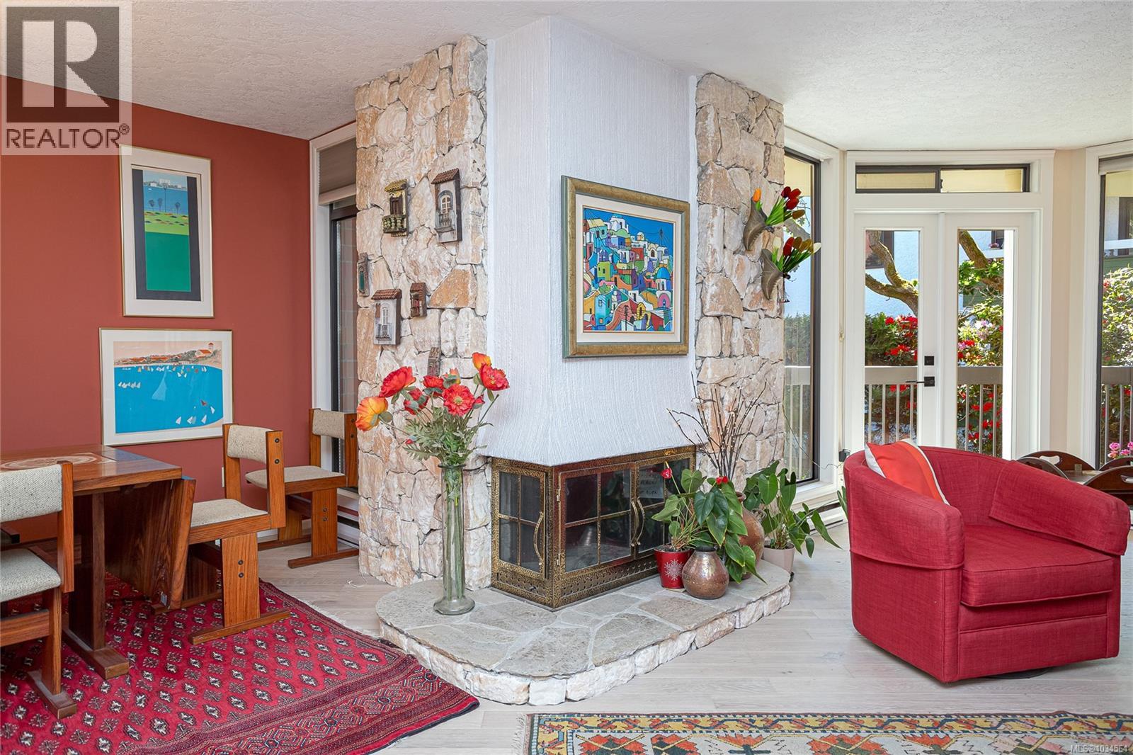 204 2119 Oak Bay Ave, Oak Bay, British Columbia  V8R 1E8 - Photo 15 - 1034564