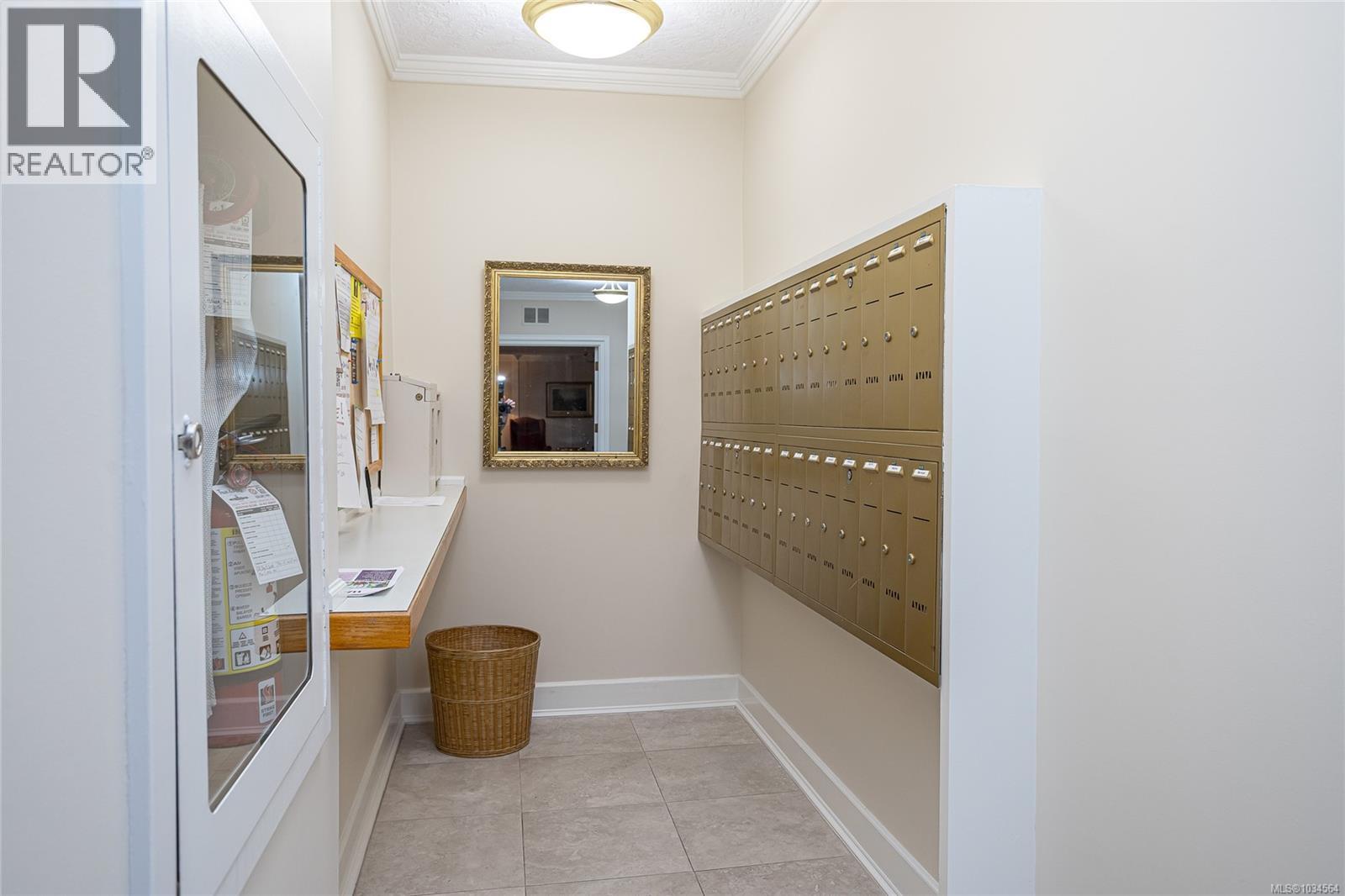 204 2119 Oak Bay Ave, Oak Bay, British Columbia  V8R 1E8 - Photo 9 - 1034564