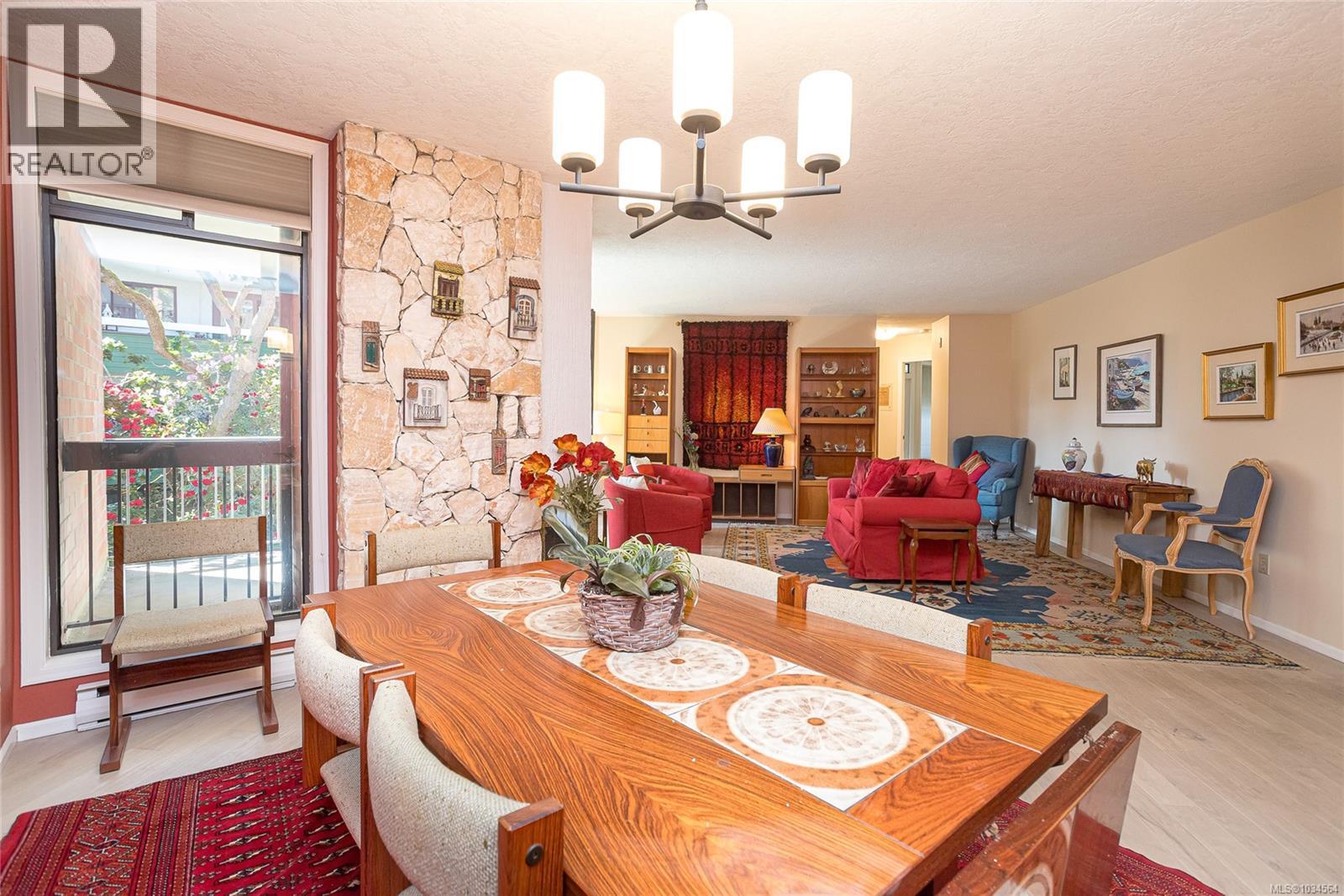 204 2119 Oak Bay Ave, Oak Bay, British Columbia  V8R 1E8 - Photo 17 - 1034564