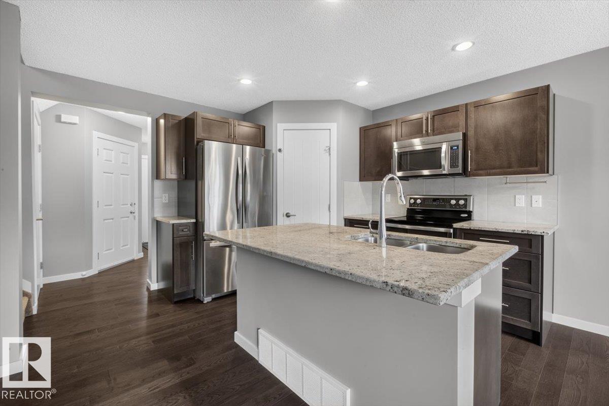632 42 Av NW, Edmonton, Alberta  T6T 0W9 - Photo 6 - E4501622