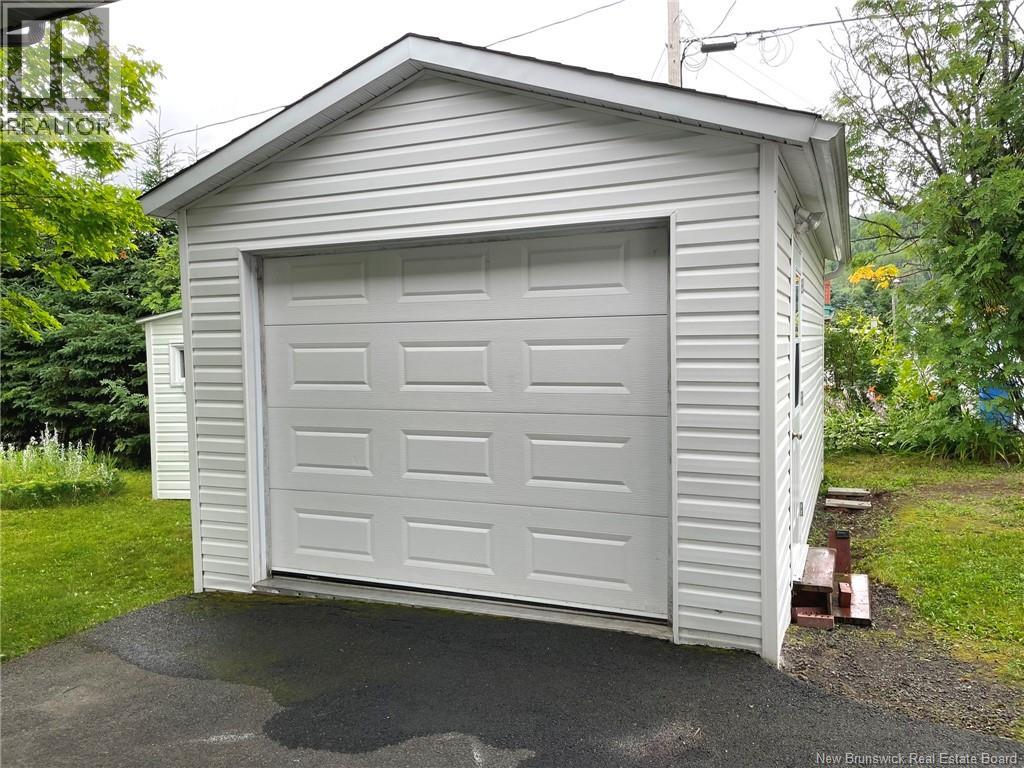 4 Emile-Simard Avenue, Edmundston, New Brunswick  E3V 3P9 - Photo 2 - NB145148