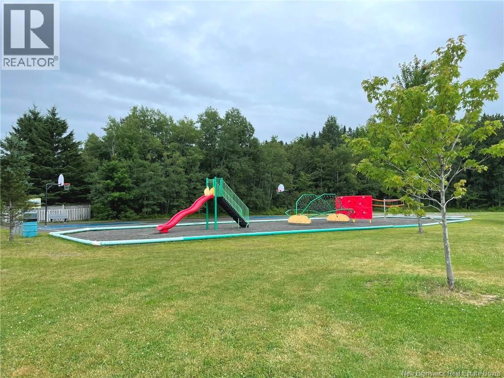 4 Emile-Simard Avenue, Edmundston, New Brunswick  E3V 3P9 - Photo 36 - NB145148