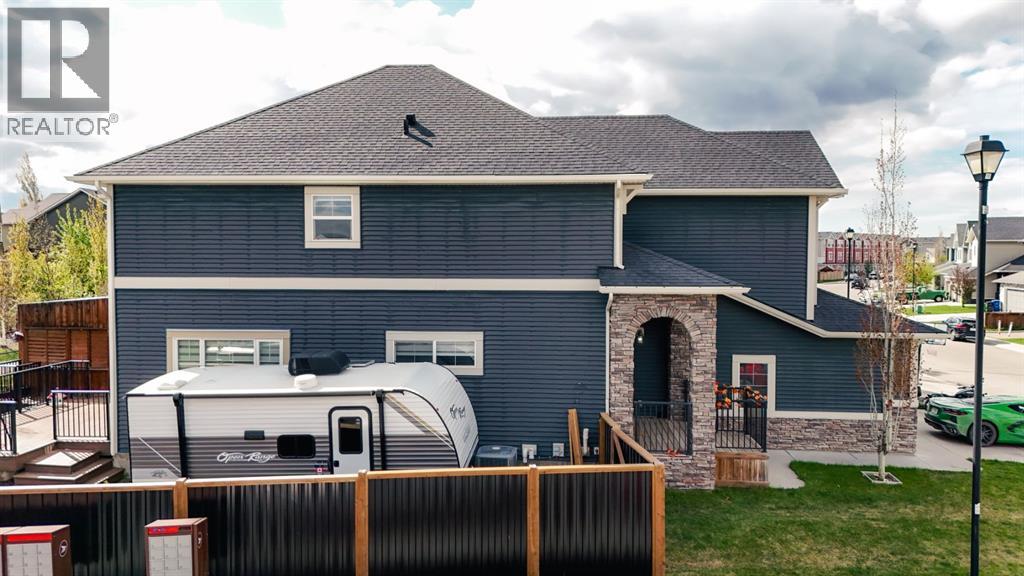 71 Canals Close SW, Airdrie, Alberta  T4B 0S6 - Photo 4 - A2330199