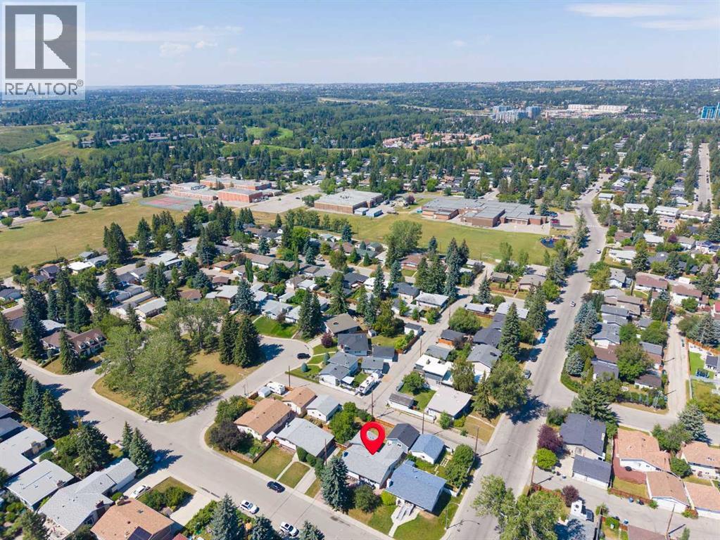 5008 Valiant Drive NW, Calgary, Alberta  T3A 0Y5 - Photo 46 - A2332704