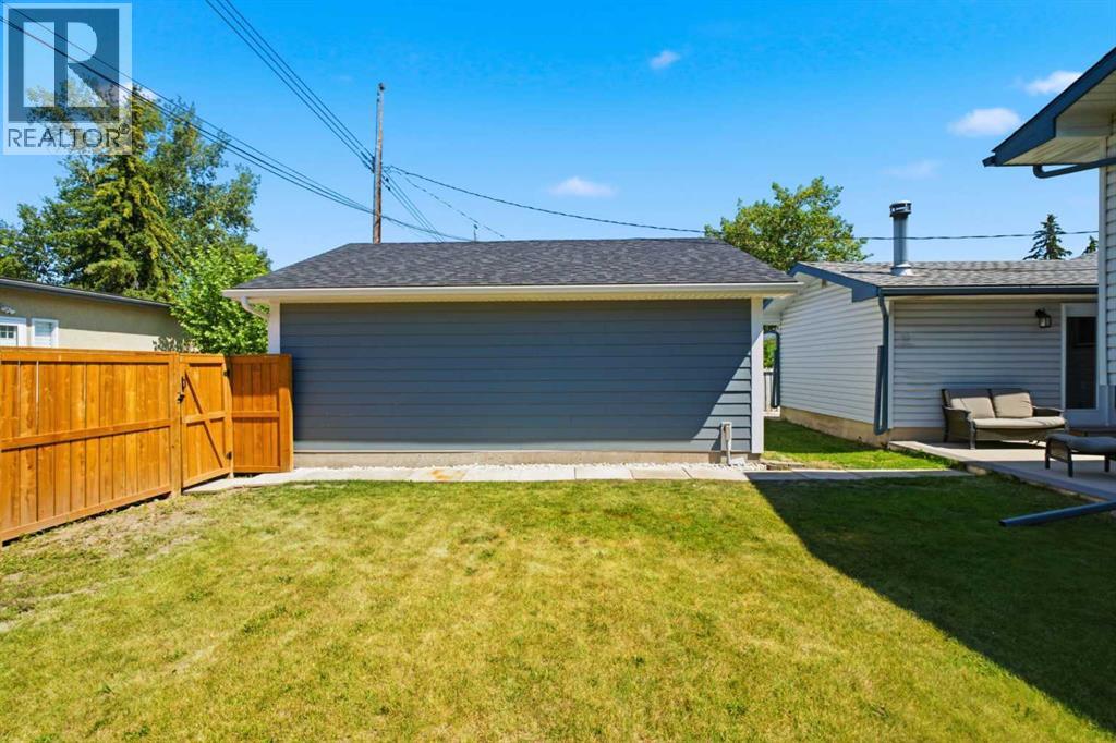 5008 Valiant Drive NW, Calgary, Alberta  T3A 0Y5 - Photo 42 - A2332704