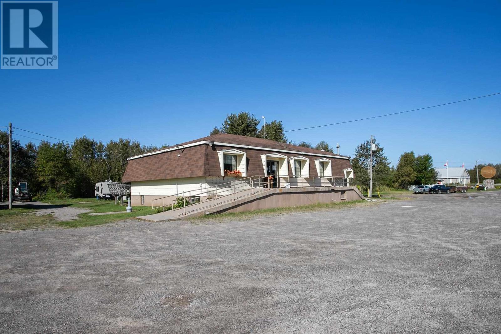 3159 Highway 17b, Macdonald Meredith & Aberdeen Township, Ontario  P0S 1C0 - Photo 3 - SM242494