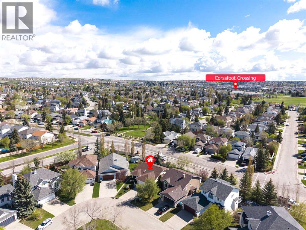 149 Sceptre Court NW, Calgary, Alberta  T3L 1X9 - Photo 4 - A2313686