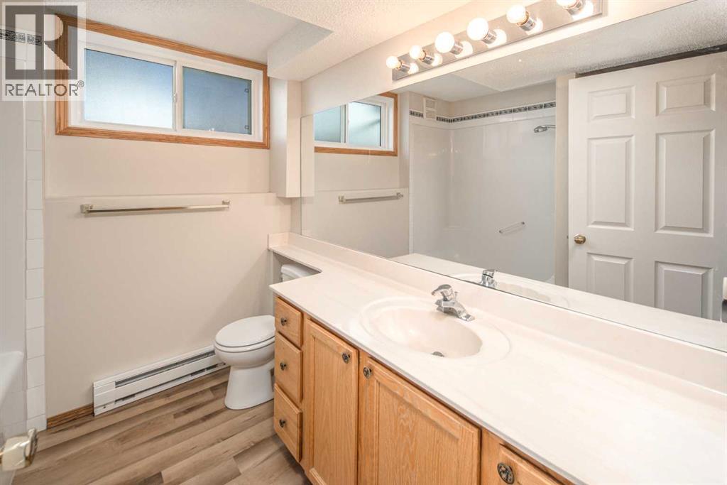 149 Sceptre Court NW, Calgary, Alberta  T3L 1X9 - Photo 28 - A2313686