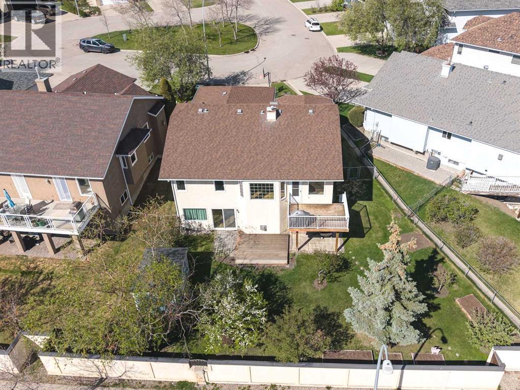 149 Sceptre Court NW, Calgary, Alberta  T3L 1X9 - Photo 3 - A2313686