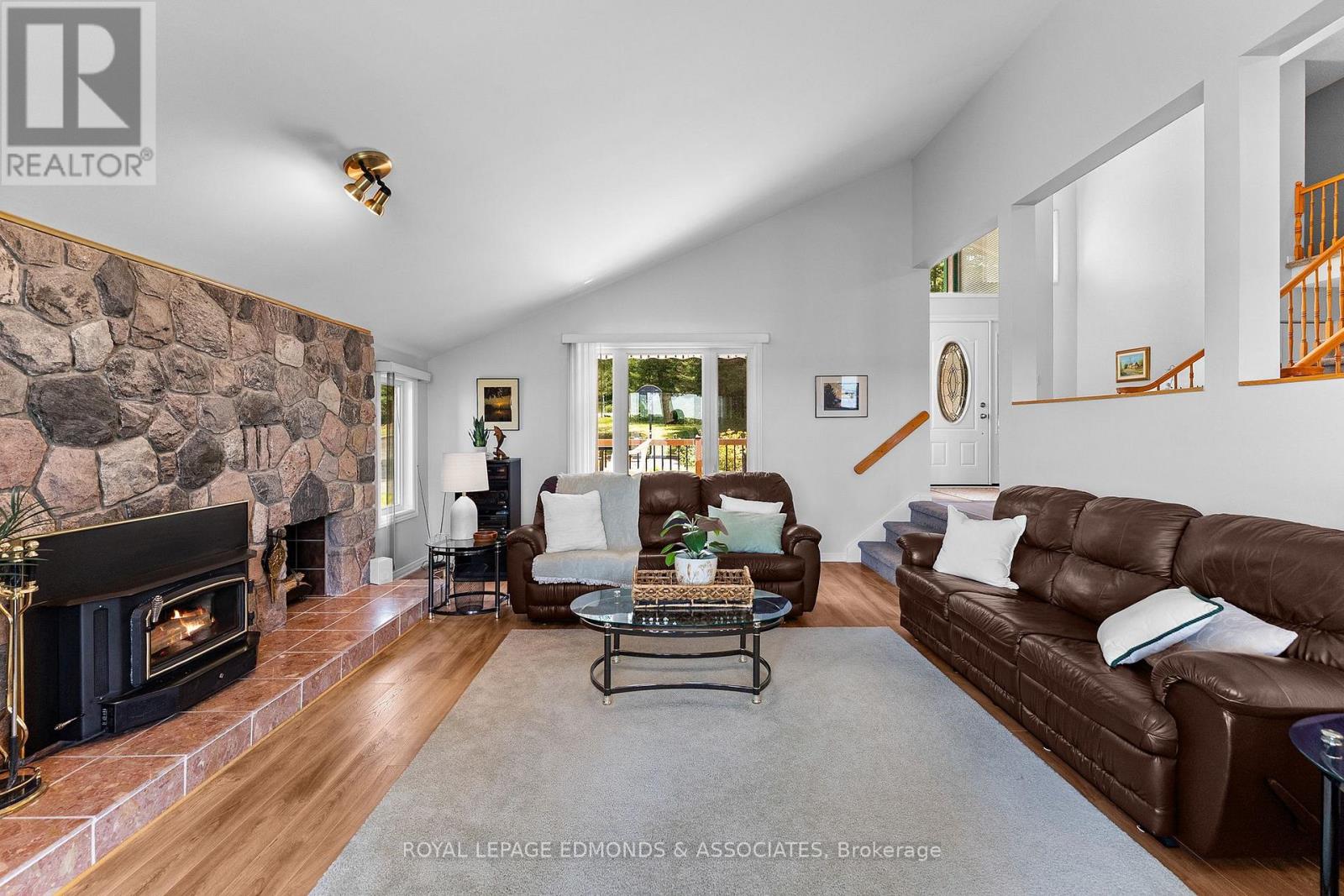 382 Greenway Drive, Whitewater Region, Ontario  K0J 2L0 - Photo 11 - X13626232