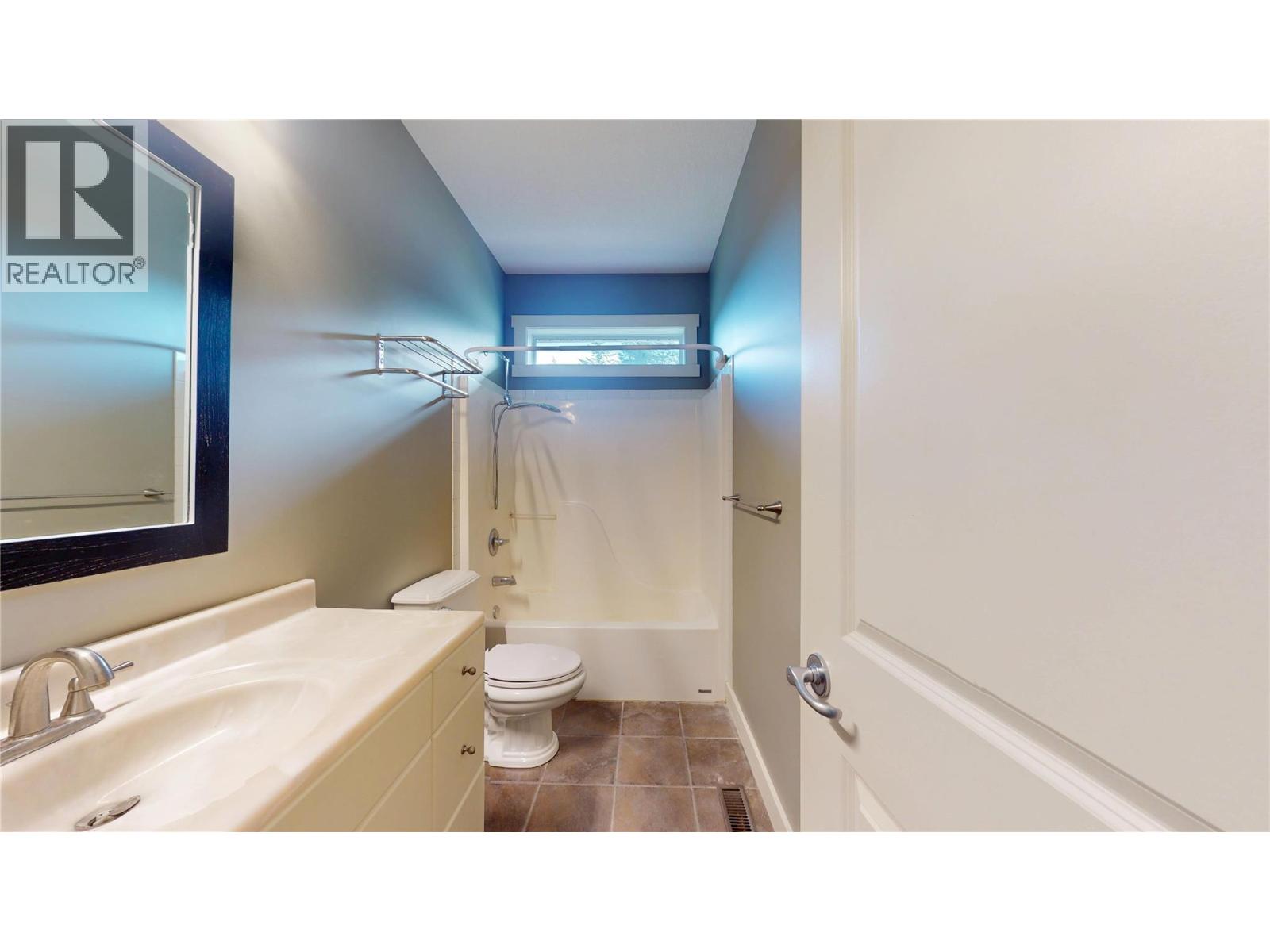 1631 Mt. Pyramid Crescent, Cranbrook, British Columbia  V1C 6K8 - Photo 17 - 10394931