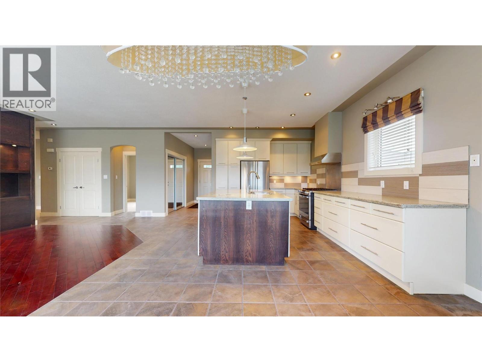 1631 Mt. Pyramid Crescent, Cranbrook, British Columbia  V1C 6K8 - Photo 11 - 10394931