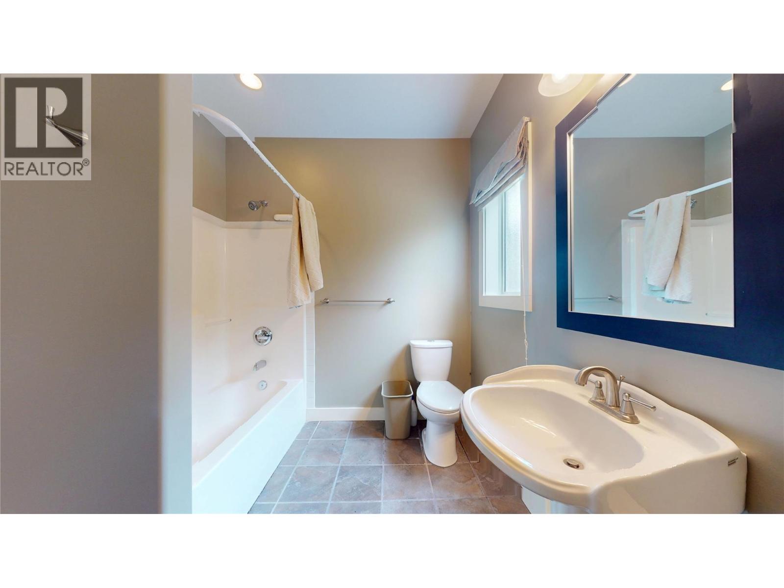 1631 Mt. Pyramid Crescent, Cranbrook, British Columbia  V1C 6K8 - Photo 31 - 10394931
