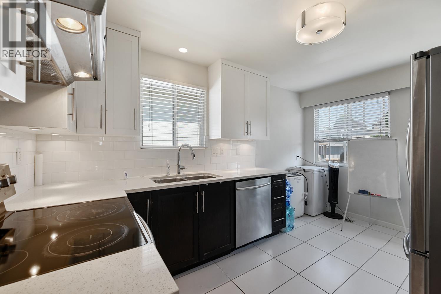 2763 Rosemont Drive, Vancouver, British Columbia V5S 2C6 - Photo 13 - R3151439
