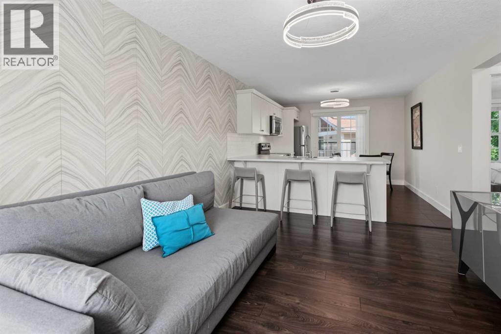 30 And 30g Victoria Cross Boulevard SW, Calgary, Alberta  T3E 7V2 - Photo 37 - A2325228