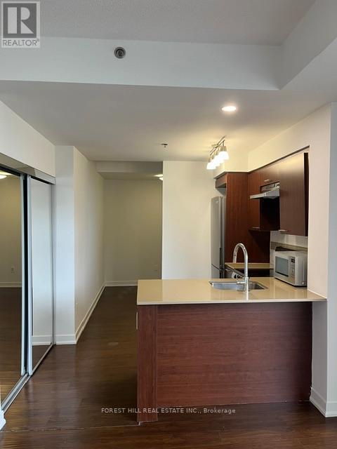 301 - 320 Tweedsmuir Avenue, Toronto, Ontario  M5P 2Y3 - Photo 10 - C13626340