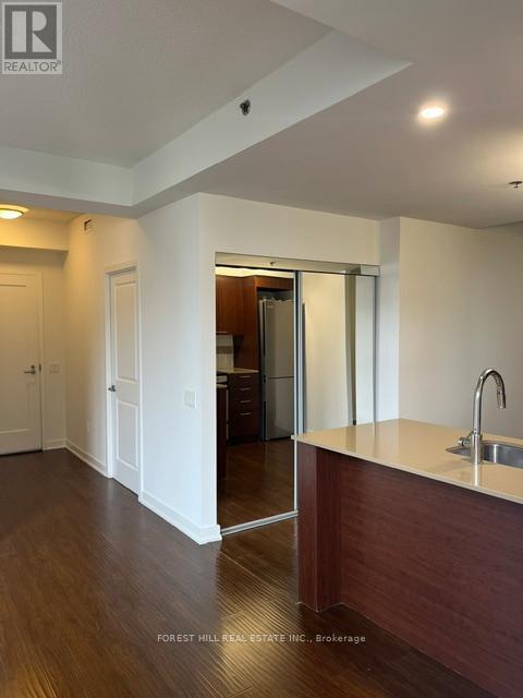 301 - 320 Tweedsmuir Avenue, Toronto, Ontario  M5P 2Y3 - Photo 7 - C13626340