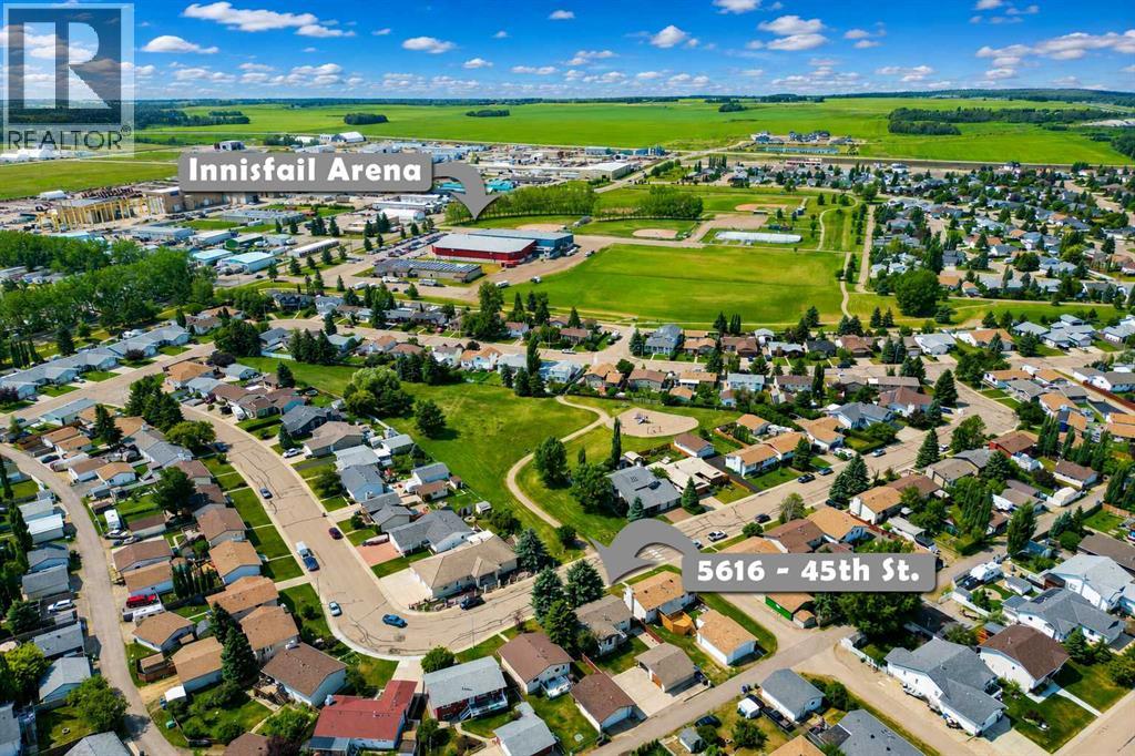 5616 45th Street, Innisfail, Alberta  T4G 1S7 - Photo 2 - A2333842