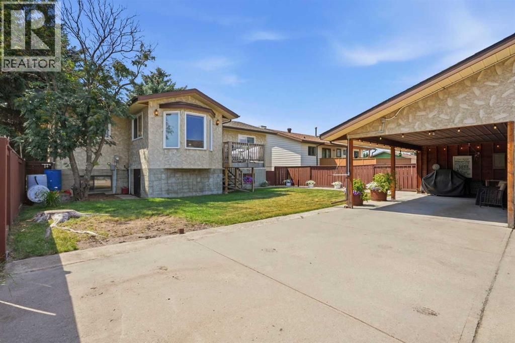 5616 45th Street, Innisfail, Alberta  T4G 1S7 - Photo 37 - A2333842