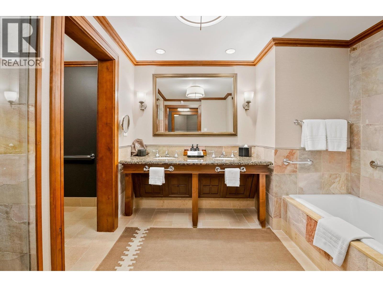 518 4591 Blackcomb Way, Whistler, British Columbia  V8E 0Y4 - Photo 10 - R3151603