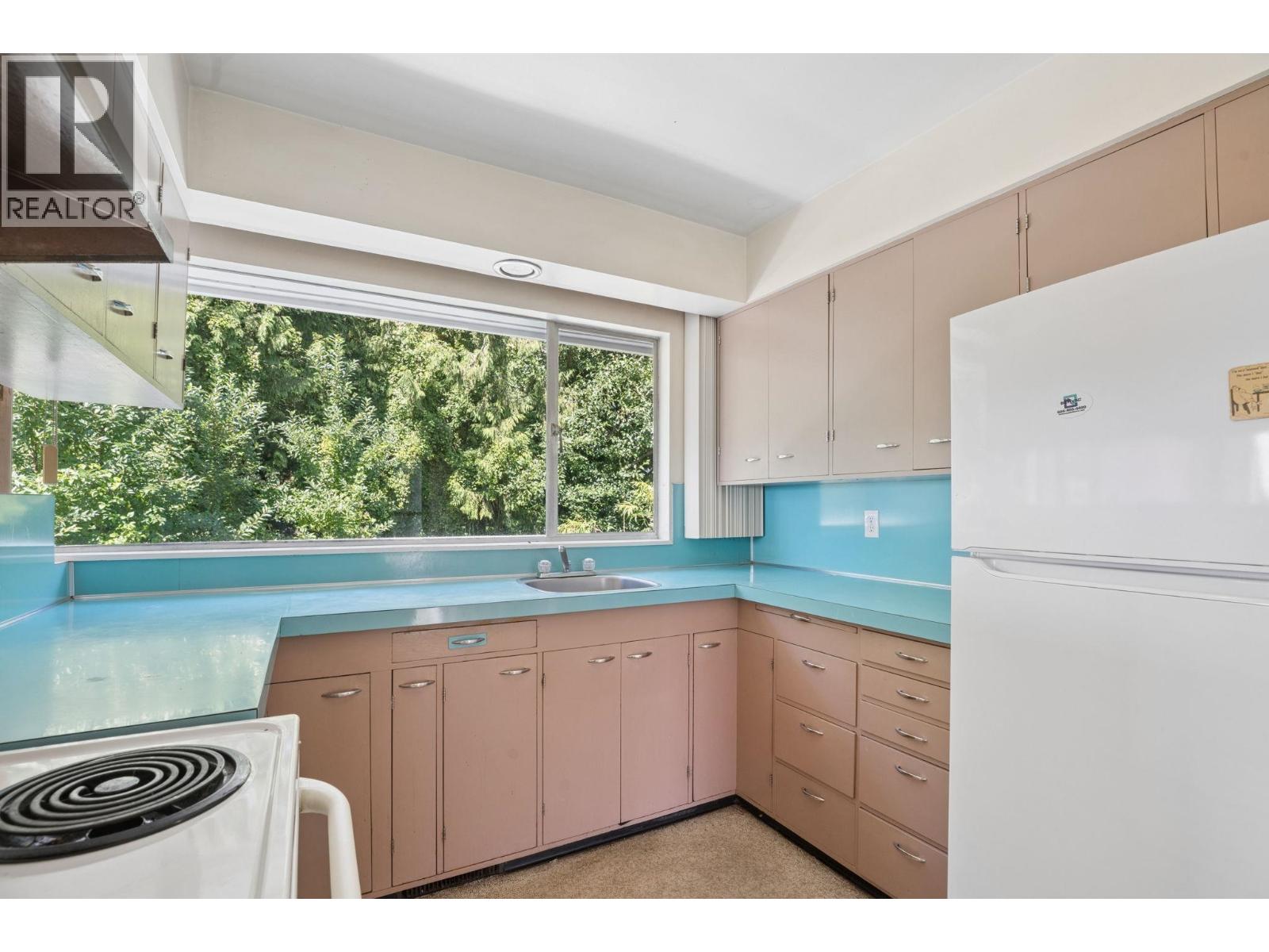 1768 Ottawa Place, West Vancouver, British Columbia  V7V 2T7 - Photo 23 - R3151608