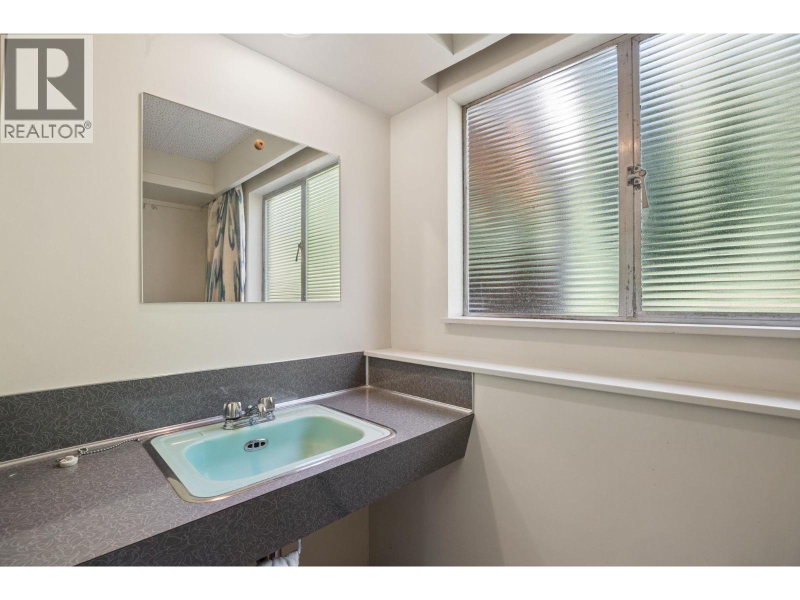 1768 Ottawa Place, West Vancouver, British Columbia  V7V 2T7 - Photo 33 - R3151608