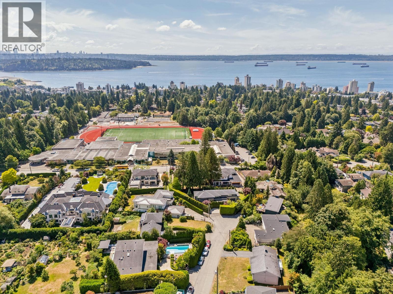 1768 Ottawa Place, West Vancouver, British Columbia  V7V 2T7 - Photo 8 - R3151608
