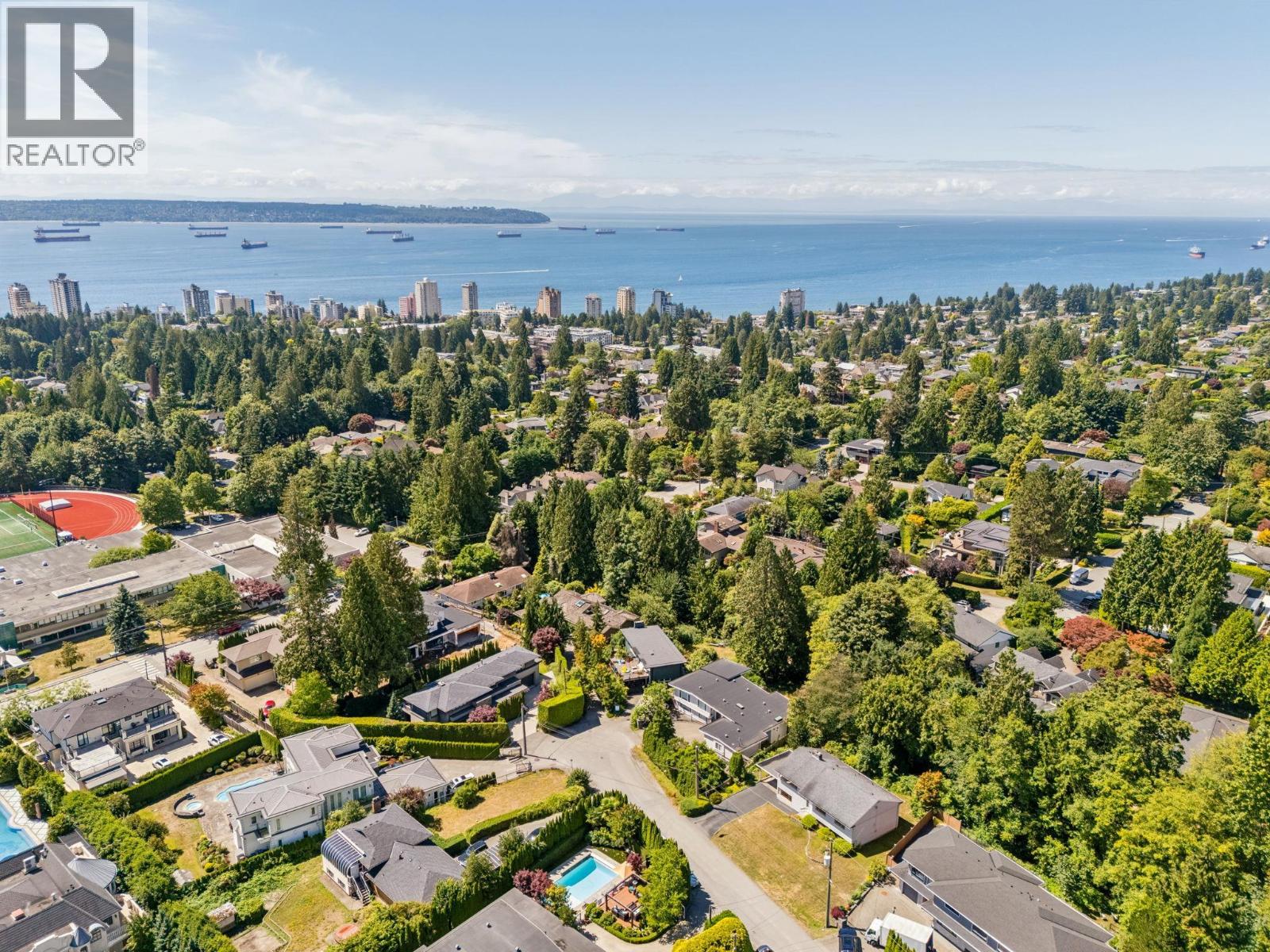 1768 Ottawa Place, West Vancouver, British Columbia  V7V 2T7 - Photo 9 - R3151608