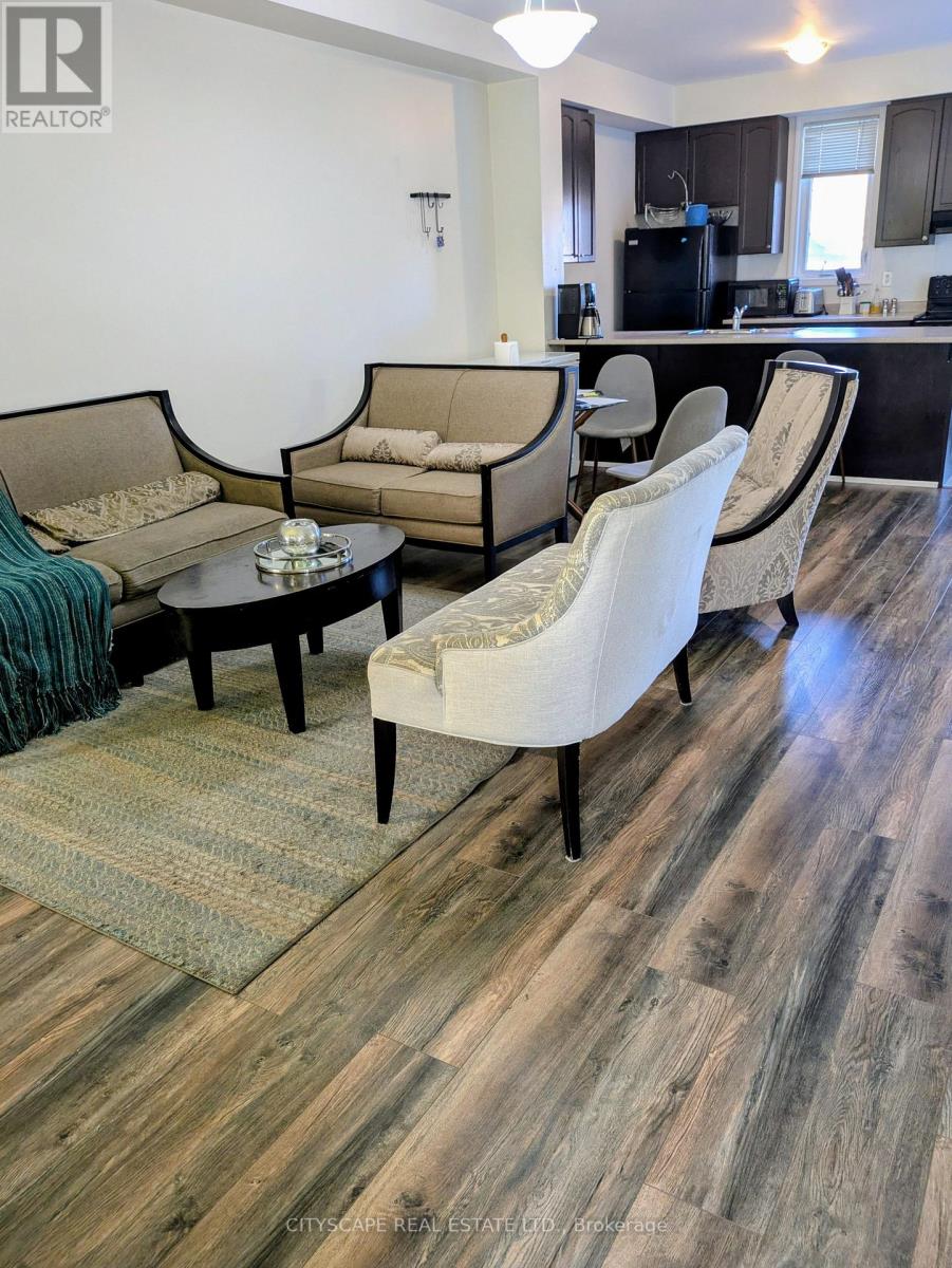 217 Riverlands Avenue, Markham, Ontario  L6B 0V8 - Photo 12 - N13626282