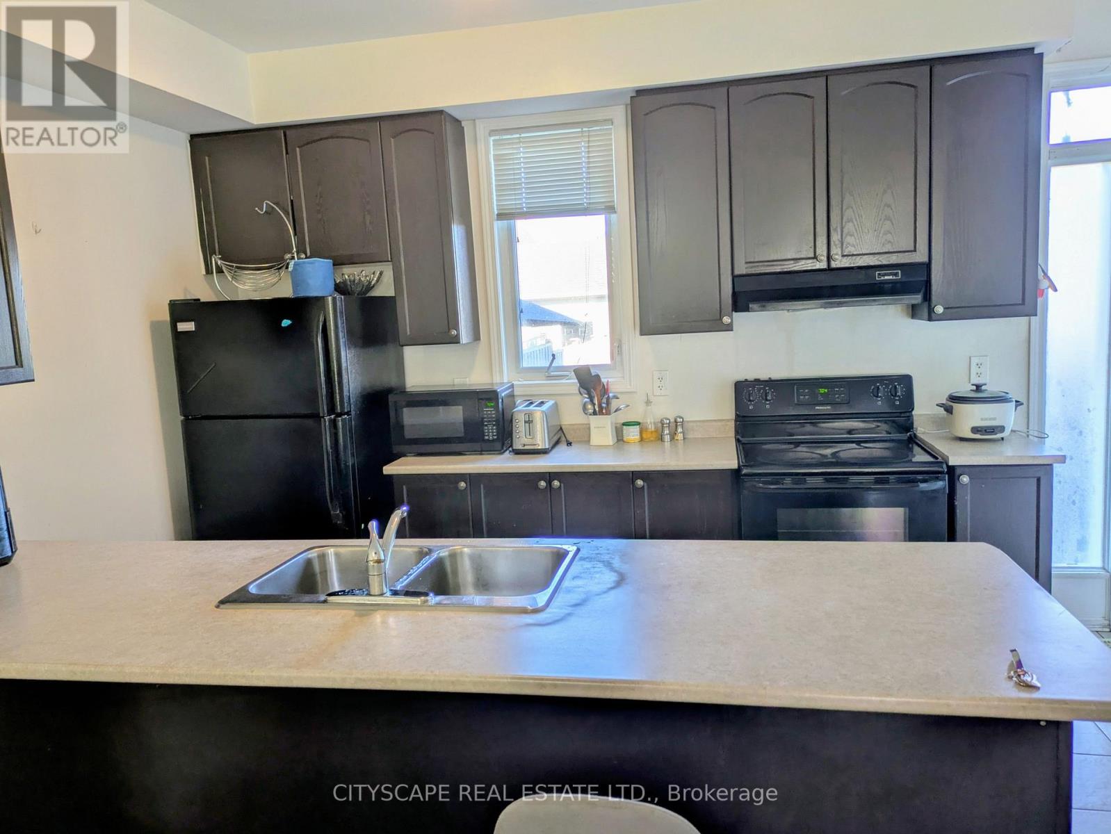 217 Riverlands Avenue, Markham, Ontario  L6B 0V8 - Photo 9 - N13626282