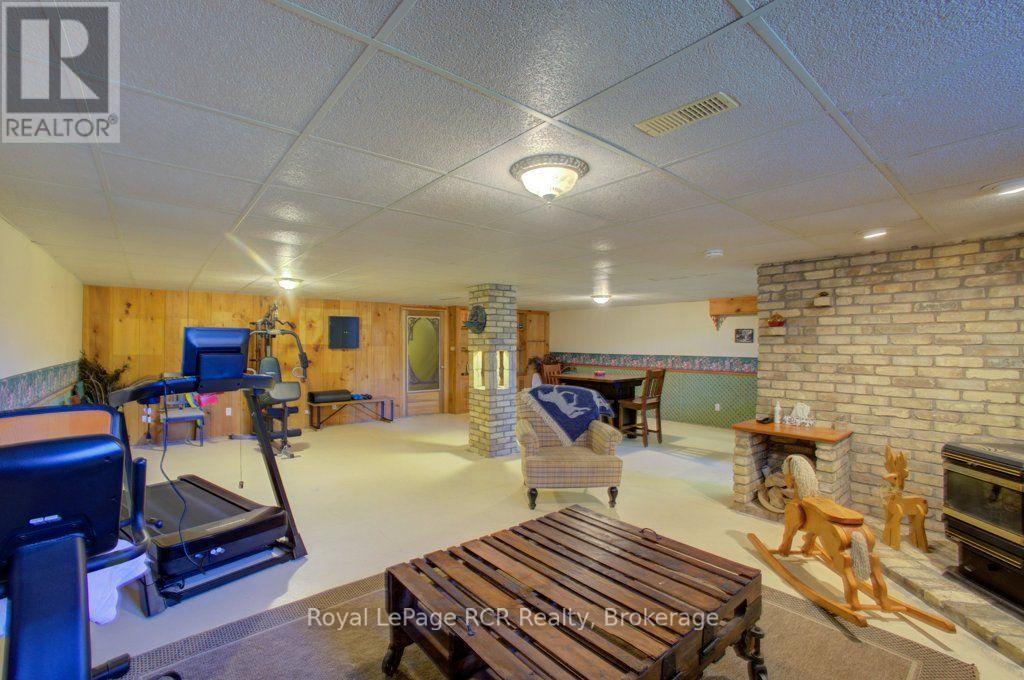 7195 Sixteenth Line, Mapleton, Ontario  N0G 1A0 - Photo 23 - X13626220