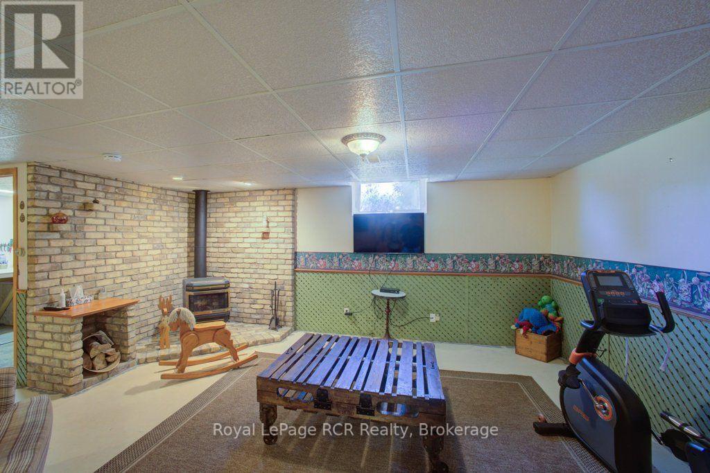 7195 Sixteenth Line, Mapleton, Ontario  N0G 1A0 - Photo 24 - X13626220
