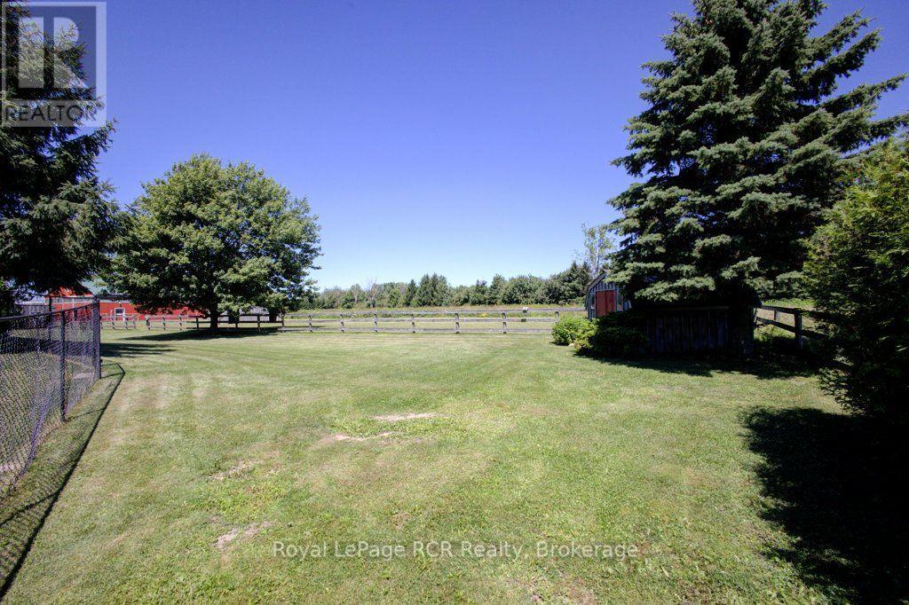 7195 Sixteenth Line, Mapleton, Ontario  N0G 1A0 - Photo 38 - X13626220