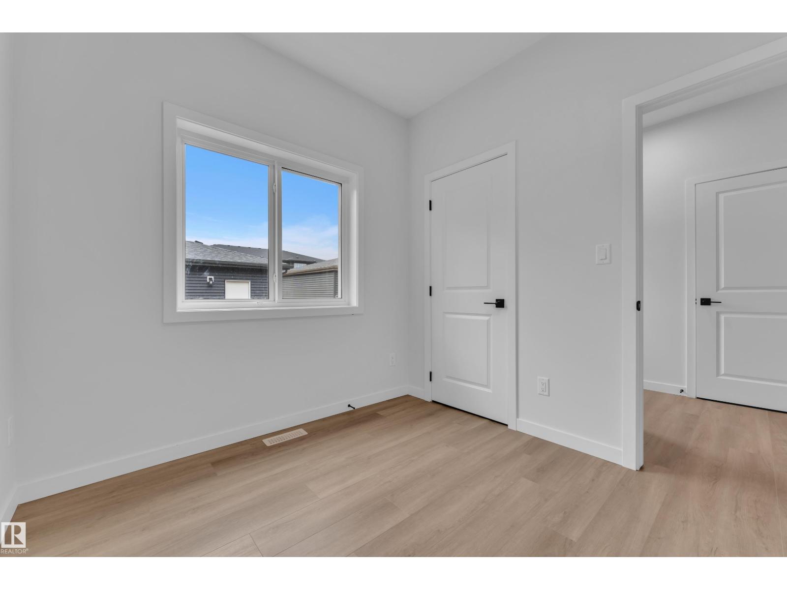 6371 King Wd SW, Edmonton, Alberta  T6W 5J3 - Photo 14 - E4501623
