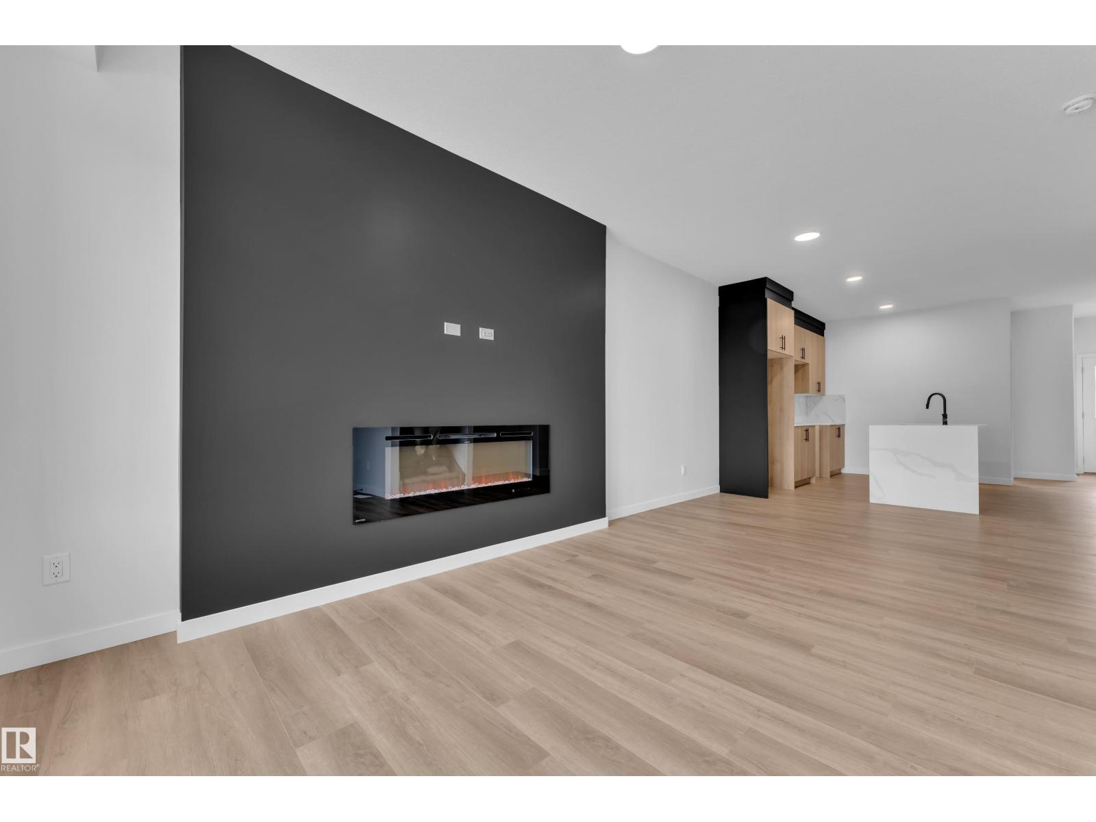 6371 King Wd SW, Edmonton, Alberta  T6W 5J3 - Photo 4 - E4501623