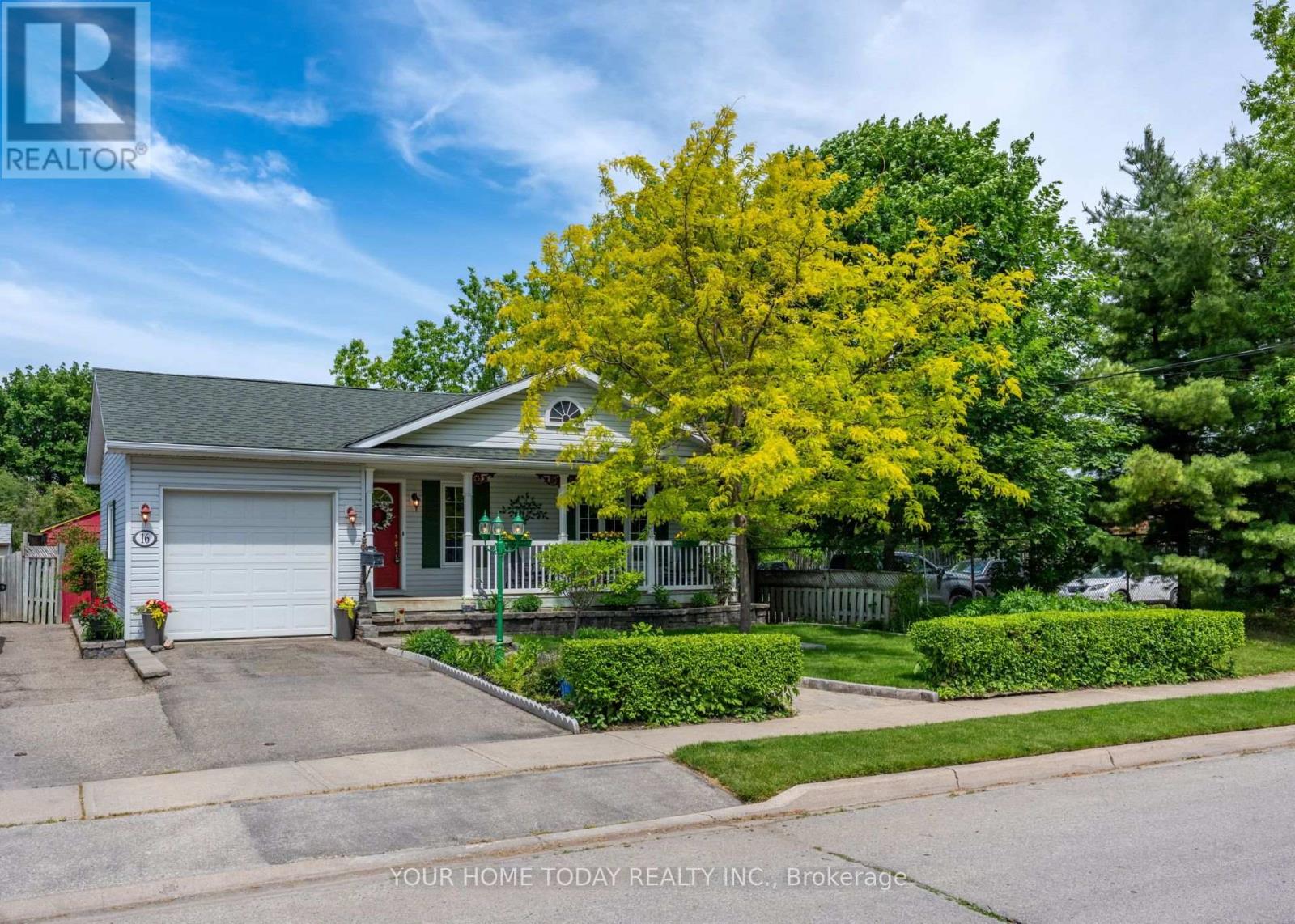 16 NORMANDY BOULEVARD, Halton Hills, Ontario