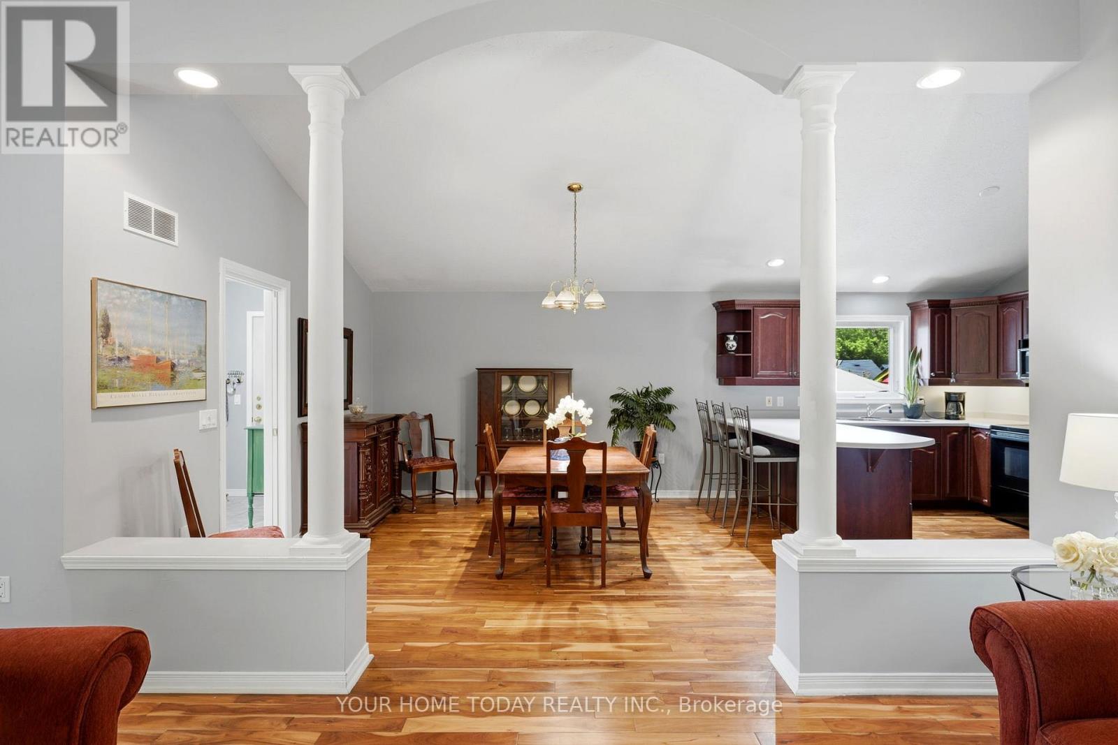 16 Normandy Boulevard, Halton Hills, Ontario  L7G 1W1 - Photo 12 - W13626256