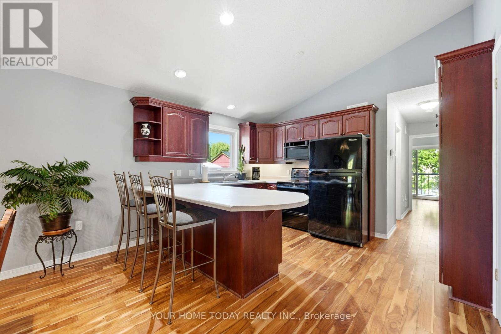 16 Normandy Boulevard, Halton Hills, Ontario  L7G 1W1 - Photo 14 - W13626256