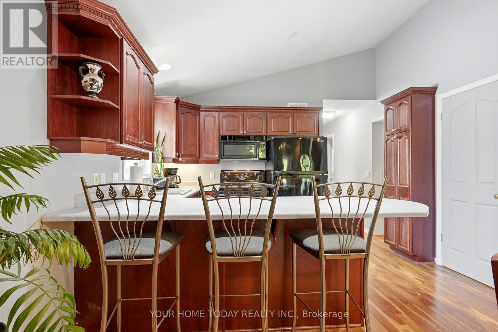 16 Normandy Boulevard, Halton Hills, Ontario  L7G 1W1 - Photo 15 - W13626256