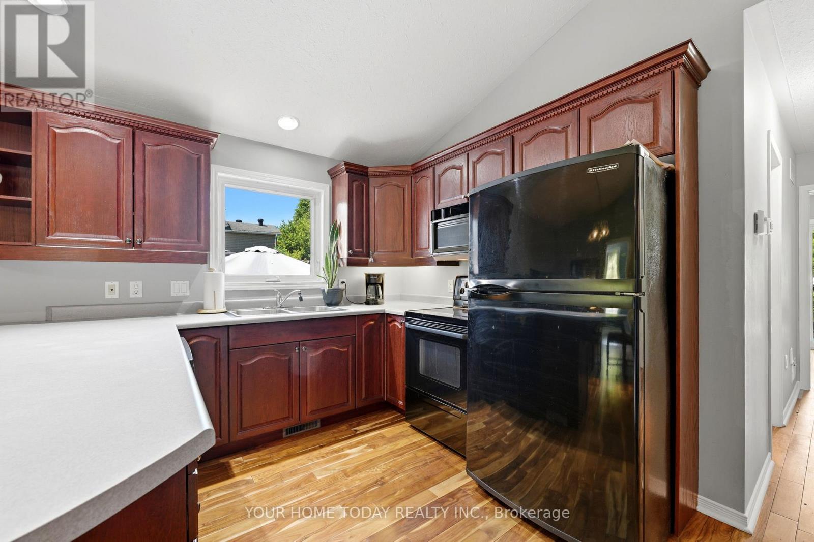 16 Normandy Boulevard, Halton Hills, Ontario  L7G 1W1 - Photo 16 - W13626256
