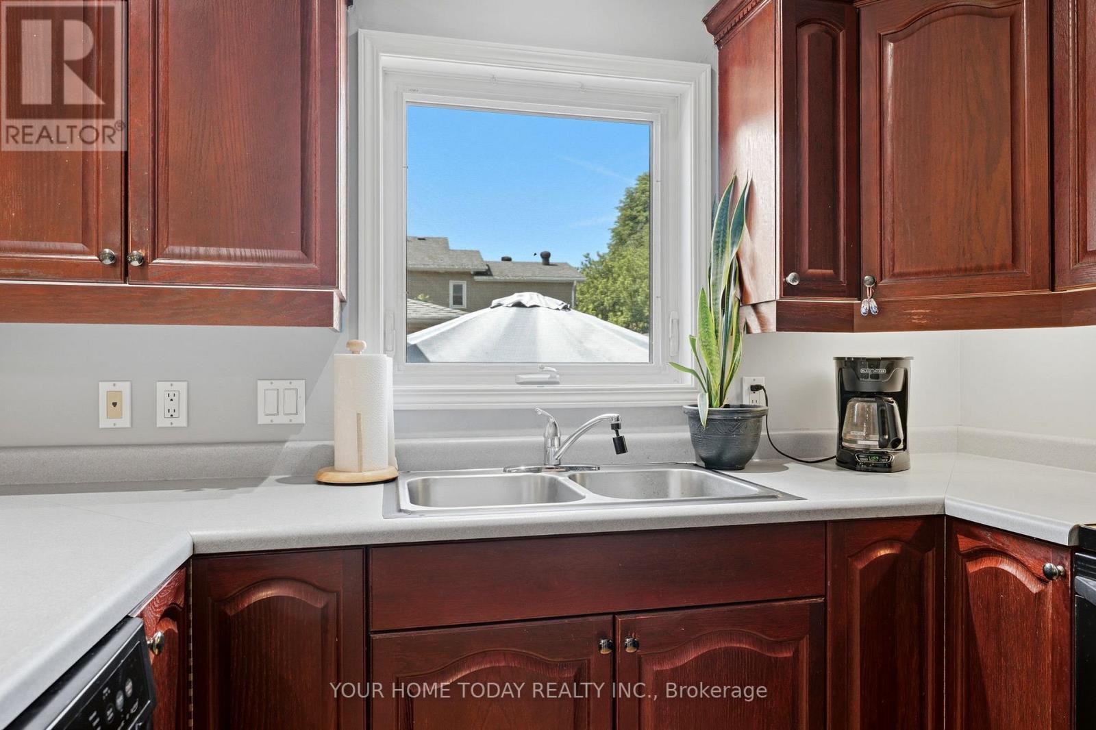 16 Normandy Boulevard, Halton Hills, Ontario  L7G 1W1 - Photo 18 - W13626256