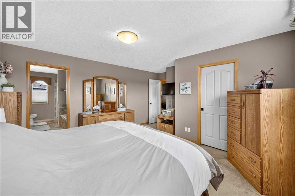 1418 Kings Heights Boulevard SE, Airdrie, Alberta  T4A 0A1 - Photo 27 - A2331682