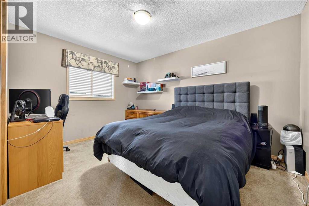 1418 Kings Heights Boulevard SE, Airdrie, Alberta  T4A 0A1 - Photo 34 - A2331682