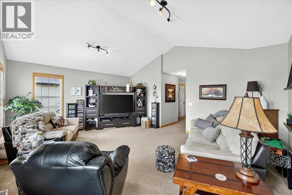 1418 Kings Heights Boulevard SE, Airdrie, Alberta  T4A 0A1 - Photo 24 - A2331682