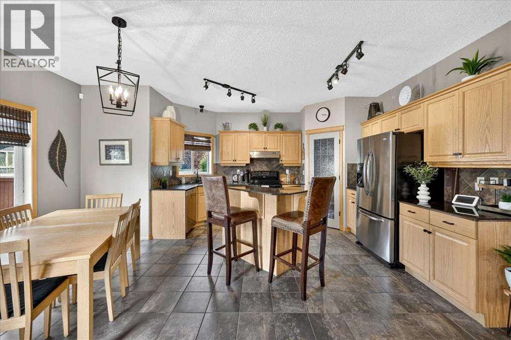 1418 Kings Heights Boulevard SE, Airdrie, Alberta  T4A 0A1 - Photo 15 - A2331682