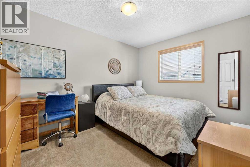 1418 Kings Heights Boulevard SE, Airdrie, Alberta  T4A 0A1 - Photo 31 - A2331682