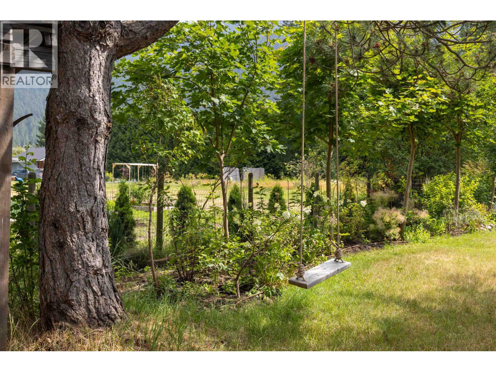7614 Pemberton Meadows Road, Pemberton, British Columbia  V0N 2L0 - Photo 33 - R3147719